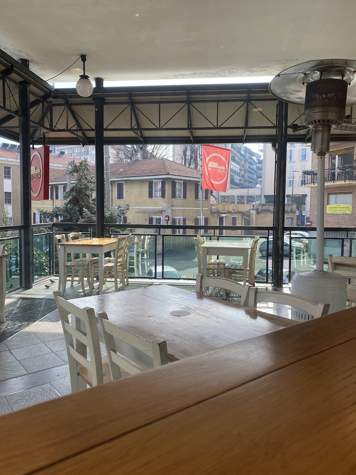 M**Bun - Slow Fast Food - Rivoli foto 1